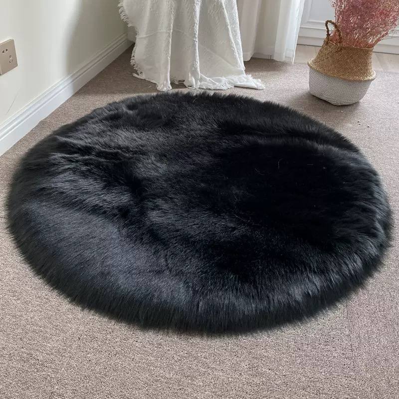 Faux fur sheepskin style rug  image 10