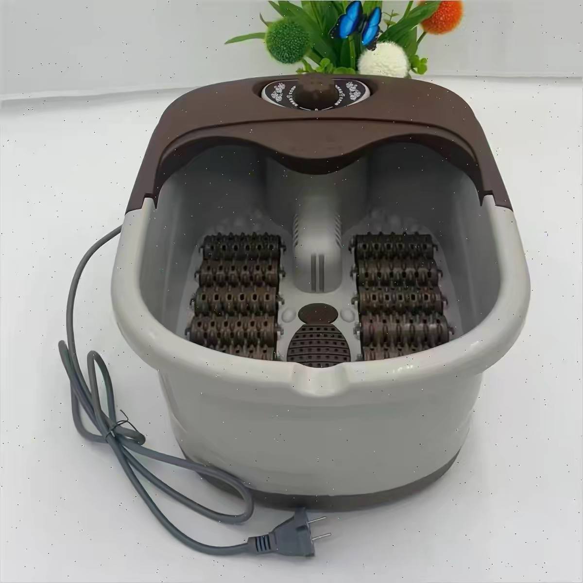 Foot bath therapeutic massage and relaxation image 5
